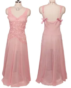 * VINTAGE VICTORIAS SECRET STRAWBERRY ICE CREAM LACE NIGHTGOWN WITH SATIN BOWS - ABSOLUTELY GORGEOUS BACK WITH BOWS