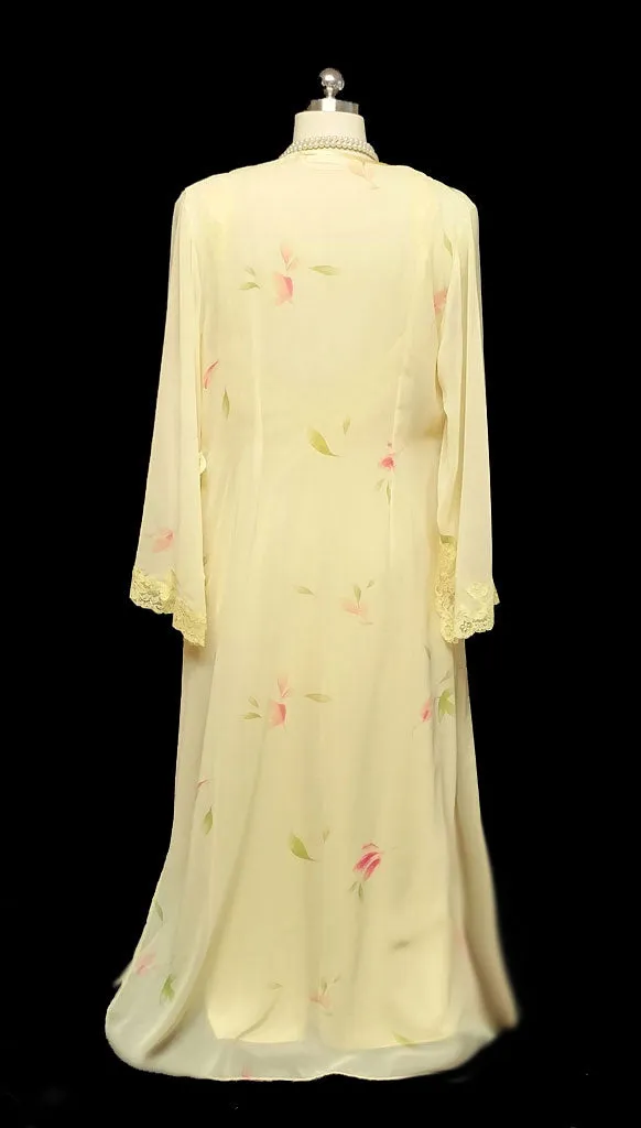 *BEAUTIFUL BIAS CUT VALERIE STEVENS SHEER CHIFFON & SATIN PEIGNOIR & NIGHTGOWN SET IN LEMON BUTTER COOKIE