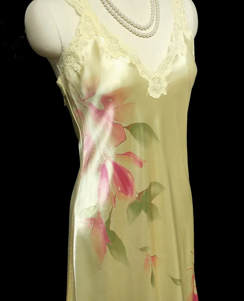 *BEAUTIFUL BIAS CUT VALERIE STEVENS SHEER CHIFFON & SATIN PEIGNOIR & NIGHTGOWN SET IN LEMON BUTTER COOKIE