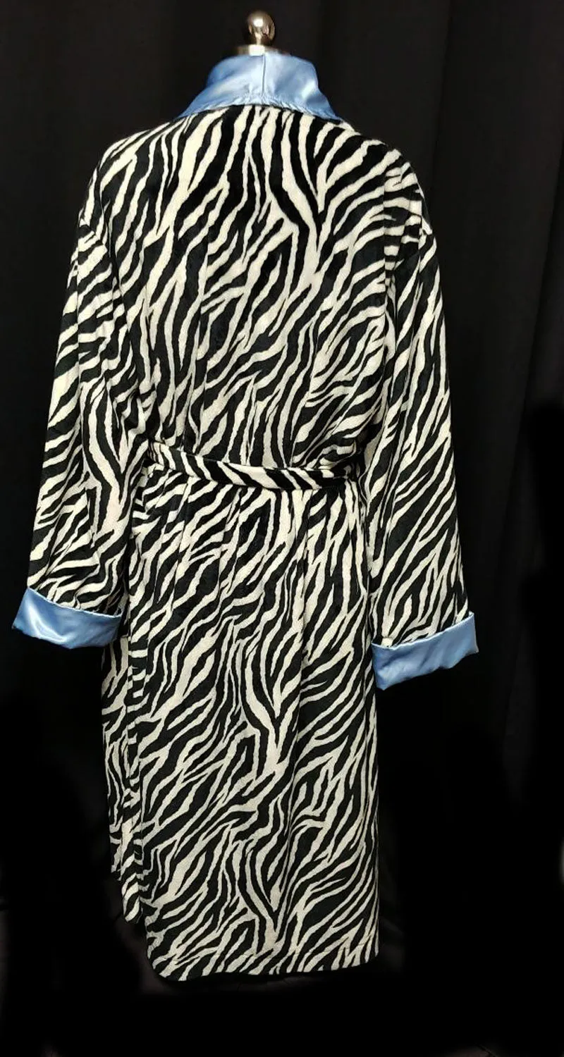 *GORGEOUS SWANKIE BLANKIE ZEBRA & BLUE SATIN ROBE - SIZE LARGE