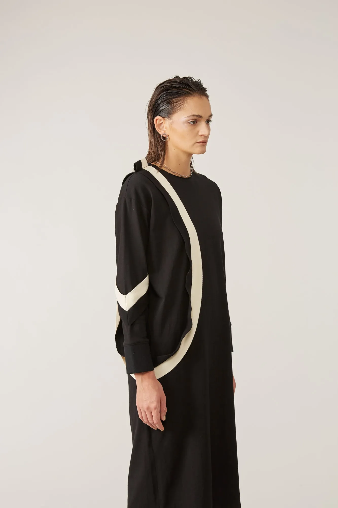 KAAM | Black Coat