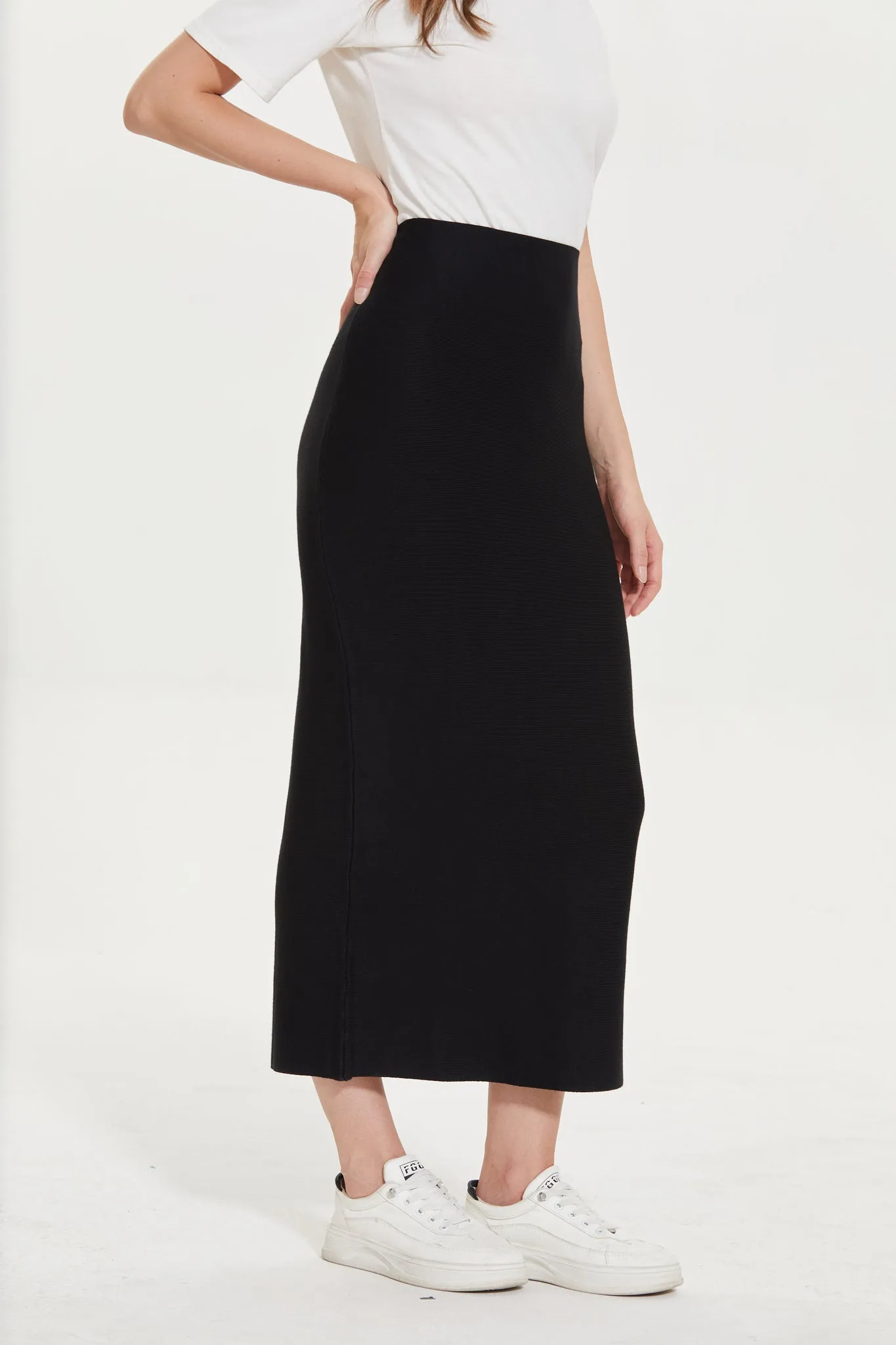 MM STRAIGHT MAXI SKIRT - BLACK 34"