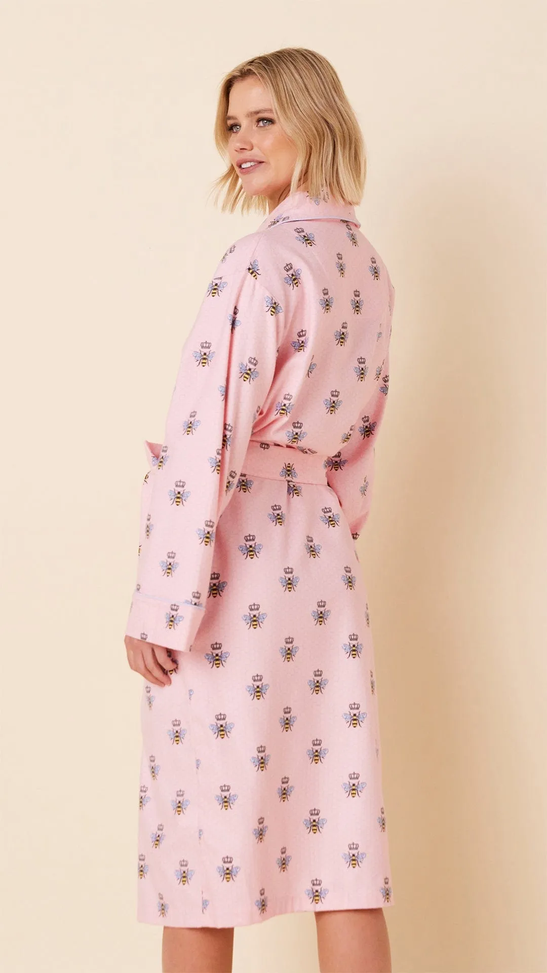 Queen Bee Flannel Robe - Pink