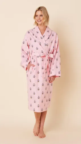 Queen Bee Flannel Robe - Pink