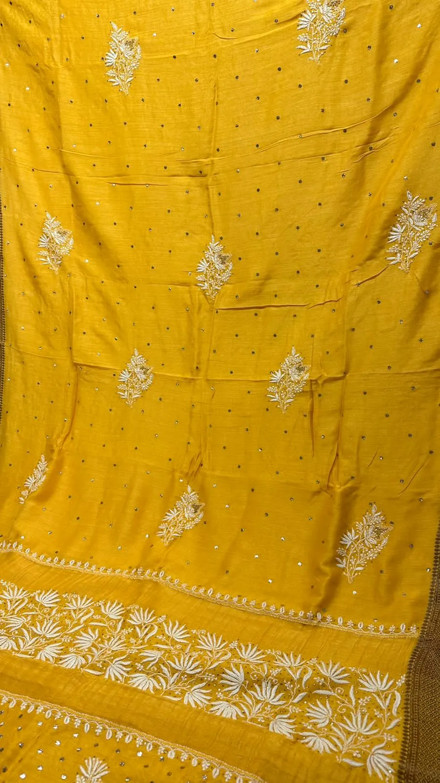 SOFT PURE MOONGA SILK, CHIKAN HAND EMBROIDERED SAREE