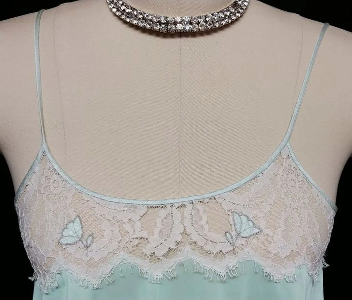 *VINTAGE LUCIE ANN EYELASH LACE GRAND SWEEP NIGHTGOWN IN AQUA WITH SATIN TULIP APPLIQUES